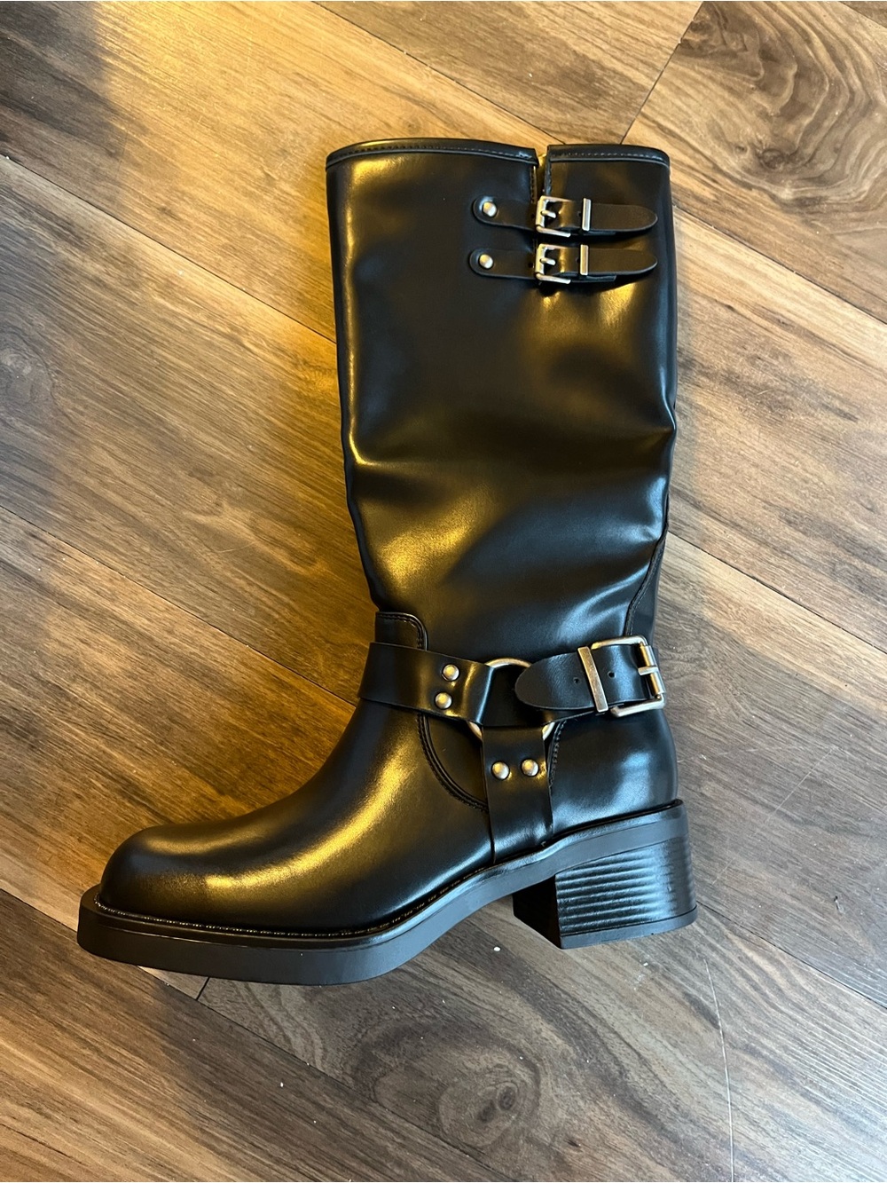 Brand New DreamPairs Women’s Black Pleather Tall Boots in Size 7